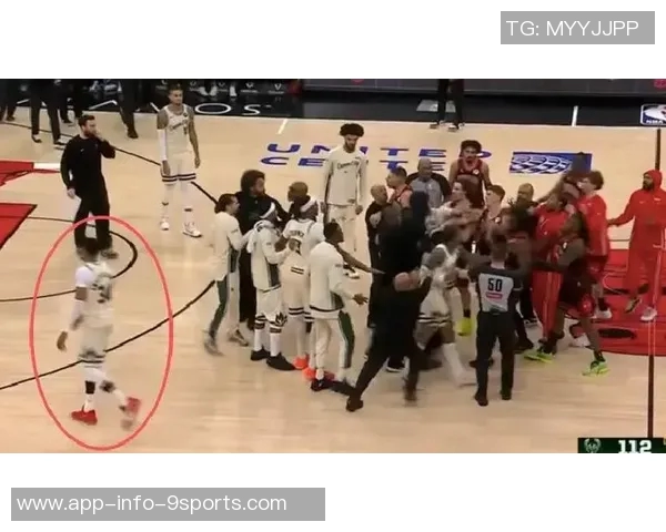 科比怀特批评字母哥垃圾时间扣篮行为称其对比赛缺乏尊重